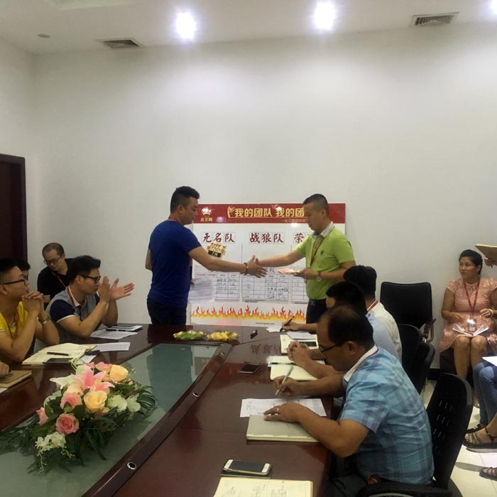 我的团队我的团——秋葵APP下载陶销售团队8月ＰＫ结果
