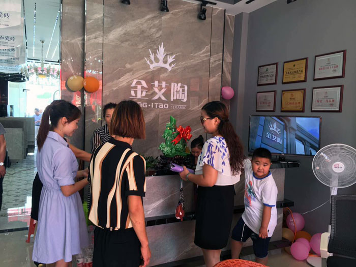 秋葵APP下载陶瓷砖  瓷砖代理 陶瓷一线秋葵视频老司机IOS下载安装 开业促销