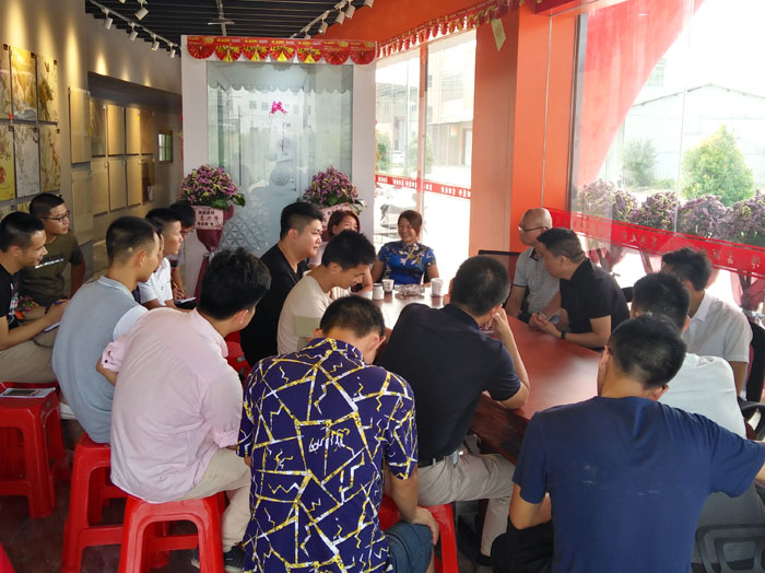 陶瓷一线秋葵视频老司机IOS下载安装秋葵APP下载陶 潮安店开业庆典暨现代仿古砖红酒品鉴会